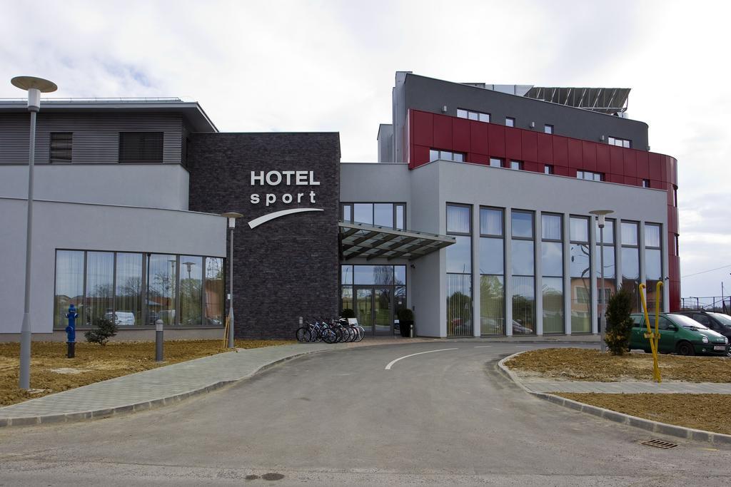 Hotel Sport Ivanić-Grad المظهر الخارجي الصورة